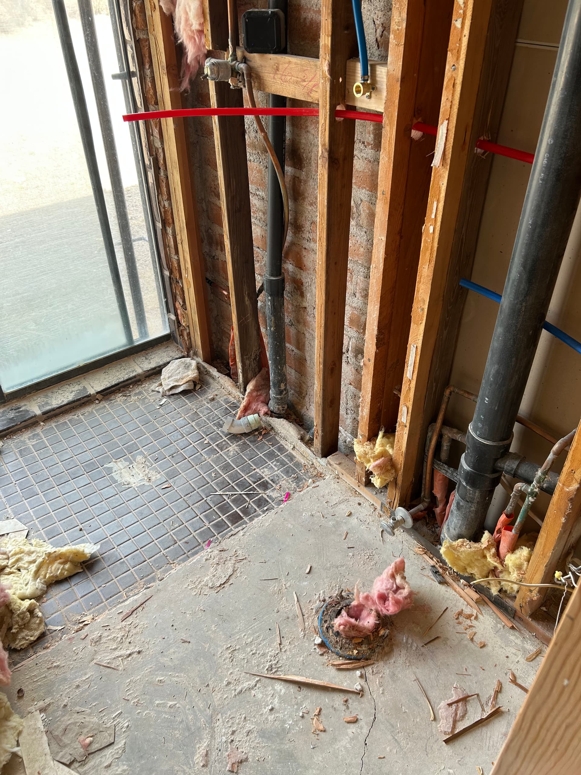 Shower Upgrade Reflects Style and Functionality image